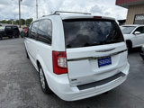 Used 2015 Chrysler Town & Country Touring image 3