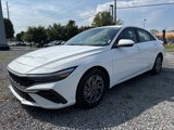 Used 2024 Hyundai Elantra SEL image 3