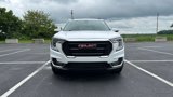 Used 2022 GMC Terrain SLE w/ Driver Convenience Package image 2