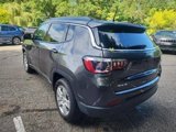 Used 2022 Jeep Compass Latitude w/ Convenience Group image 4