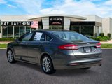 Used 2017 Ford Fusion SE image 3