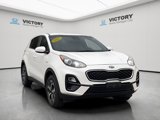 Used 2022 Kia Sportage LX image 3