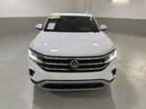 Certified 2021 Volkswagen Atlas Cross Sport SE w/ Panoramic Sunroof Package image 3