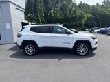 Used 2023 Jeep Compass Latitude image 2