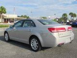Used 2010 Lincoln MKZ image 4
