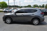 Used 2018 Nissan Rogue S image 2