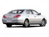 Used 2010 Toyota Avalon Limited image 3