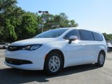 Used 2023 Chrysler Voyager LX image 4