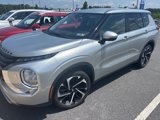 Used 2022 Mitsubishi Outlander SE image 3
