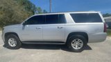 Used 2018 Chevrolet Suburban LT image 5
