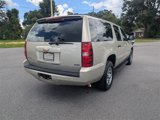 Used 2014 Chevrolet Suburban LT image 3