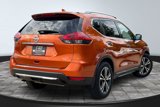 Used 2017 Nissan Rogue SL image 2
