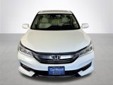 Used 2017 Honda Accord Touring image 3