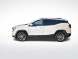 Used 2024 GMC Terrain SLT image 2