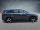 Used 2017 Kia Sorento EX image 2