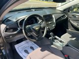 Used 2024 Chevrolet Malibu LT image 3