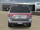 Used 2016 Lincoln Navigator Select image 4
