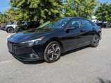 Used 2023 Hyundai Elantra SEL w/ Convenience Package image 2