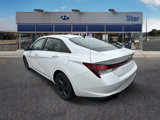 Used 2022 Hyundai Elantra SEL image 3