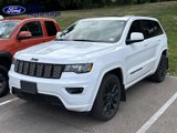Used 2021 Jeep Grand Cherokee Laredo X image 2