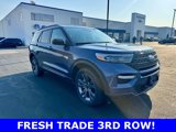 Used 2021 Ford Explorer XLT w/ Equipment Group 202A image 3