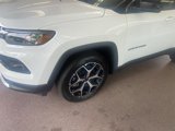 New 2025 Jeep Compass Limited image 4