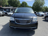 Used 2014 Chrysler Town & Country Touring image 3
