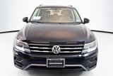 Used 2020 Volkswagen Tiguan SE w/ Panoramic Sunroof Package image 2