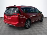 New 2025 Chrysler Pacifica Pinnacle image 4