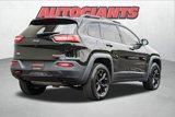 Used 2017 Jeep Cherokee Trailhawk image 4