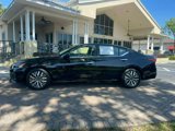 Used 2023 Nissan Altima 2.5 SV image 2