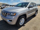 Used 2020 Jeep Grand Cherokee Laredo image 3