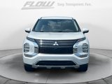 Used 2022 Mitsubishi Outlander ES image 2