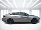 Used 2023 Hyundai Elantra SEL image 3