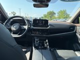 Used 2023 Nissan Rogue SL image 2