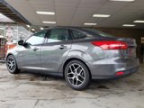Used 2018 Ford Focus SE w/ SE Appearance Package image 4