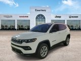 New 2025 Jeep Compass Latitude image 2