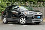 Used 2019 Chevrolet Trax LT w/ LT Convenience Package image 2