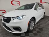 Used 2022 Chrysler Pacifica Touring-L image 3