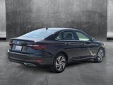 Used 2020 Volkswagen Jetta SEL Premium image 5