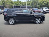 Used 2022 Jeep Compass Latitude image 4