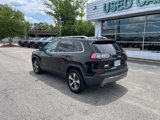 Used 2019 Jeep Cherokee Limited w/ Technology Group image 2