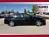 Used 2023 Nissan Altima 2.5 S image 4