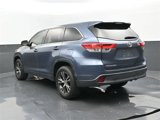 Used 2018 Toyota Highlander LE image 3