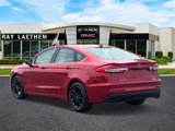 Used 2020 Ford Fusion SE image 3