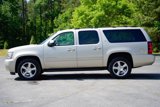 Used 2013 Chevrolet Suburban LT image 3