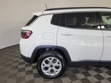 New 2025 Jeep Compass Latitude image 5