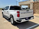 Used 2022 Chevrolet Silverado 1500 Custom image 3