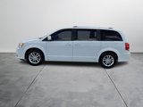 Used 2018 Dodge Grand Caravan SXT image 2