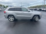 Used 2016 Jeep Grand Cherokee Overland image 2